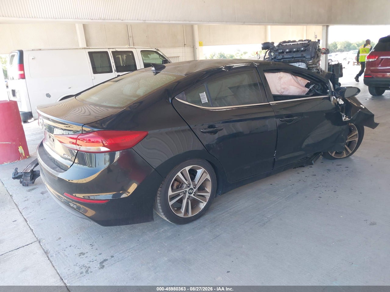 2018 HYUNDAI ELANTRA LIMITED · 4/10