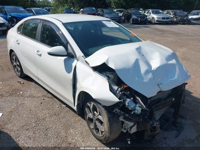 3KPF24AD8KE****** · 2019 KIA FORTE LXS