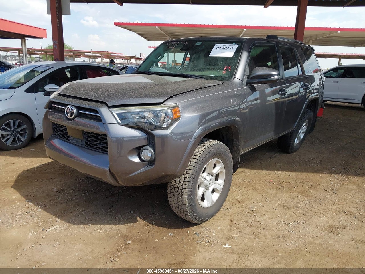 2020 TOYOTA 4RUNNER SR5 PREMIUM · 2/10