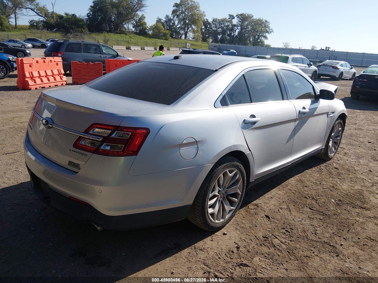 2013 FORD TAURUS LIMITED · 4/5