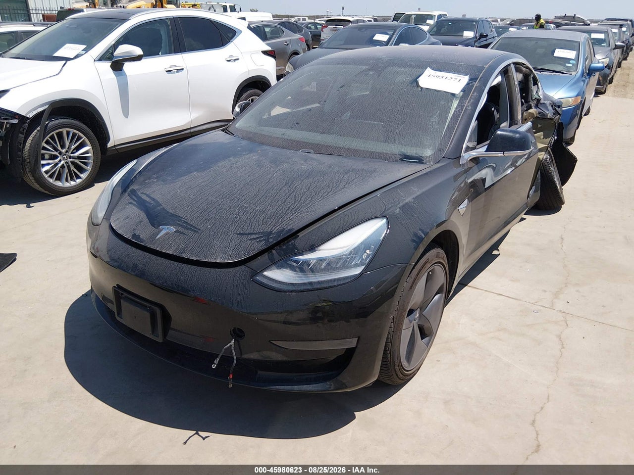 2019 TESLA MODEL 3 LONG RANGE/MID RANGE/STANDARD RANGE/STANDARD RANGE PLUS · 2/10