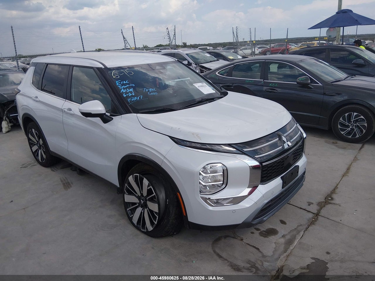 2025 MITSUBISHI OUTLANDER SE 2.5 2WD