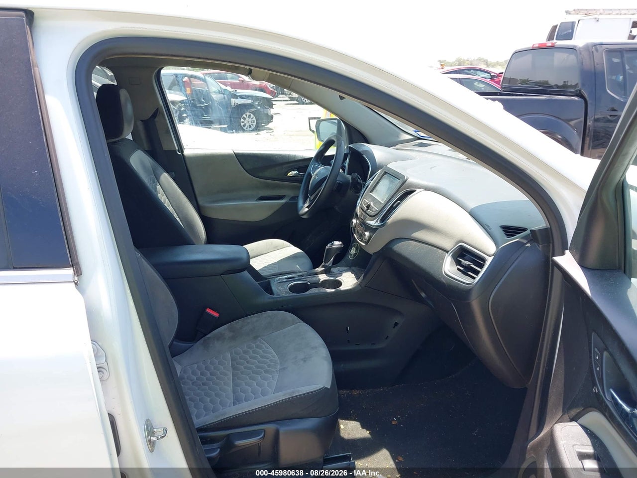 2018 CHEVROLET EQUINOX LT · 5/11