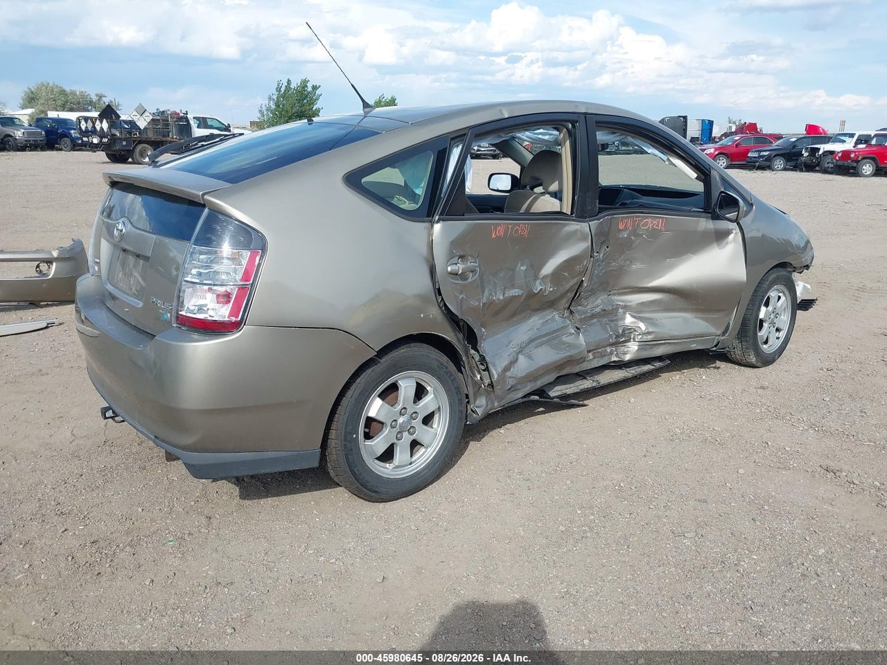 2004 TOYOTA PRIUS · 4/10