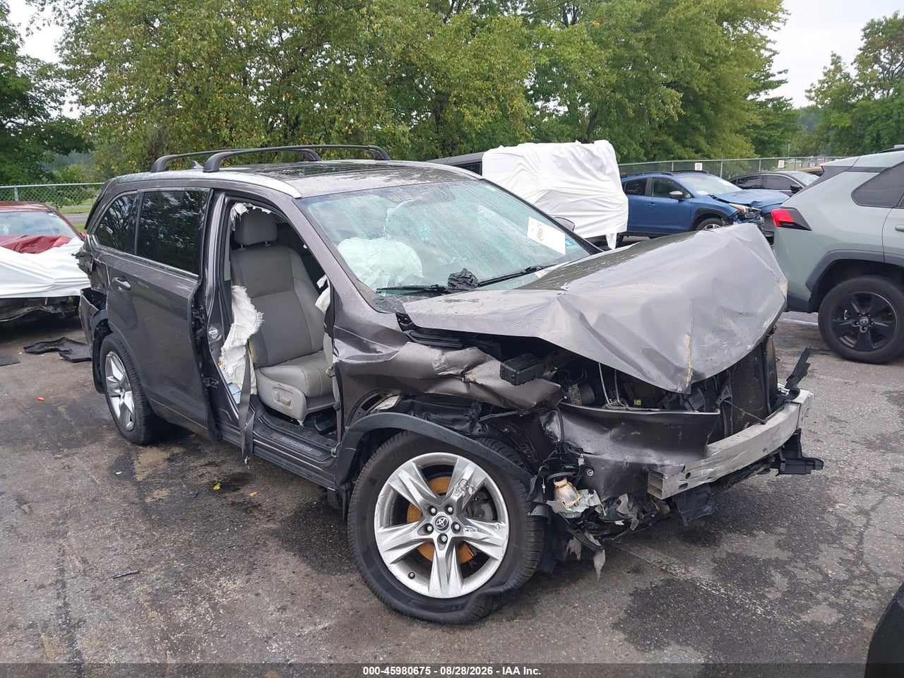 2016 TOYOTA HIGHLANDER LIMITED V6
