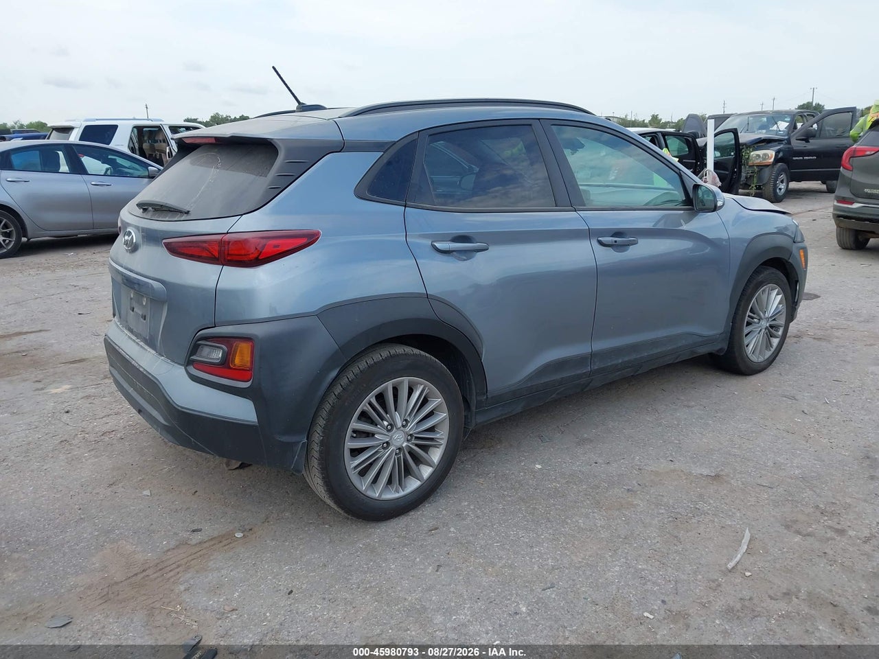 2021 HYUNDAI KONA SEL · 4/10
