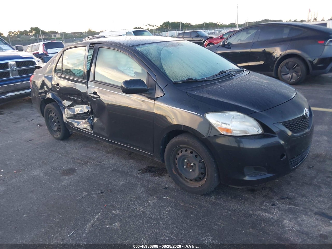 2012 TOYOTA YARIS  