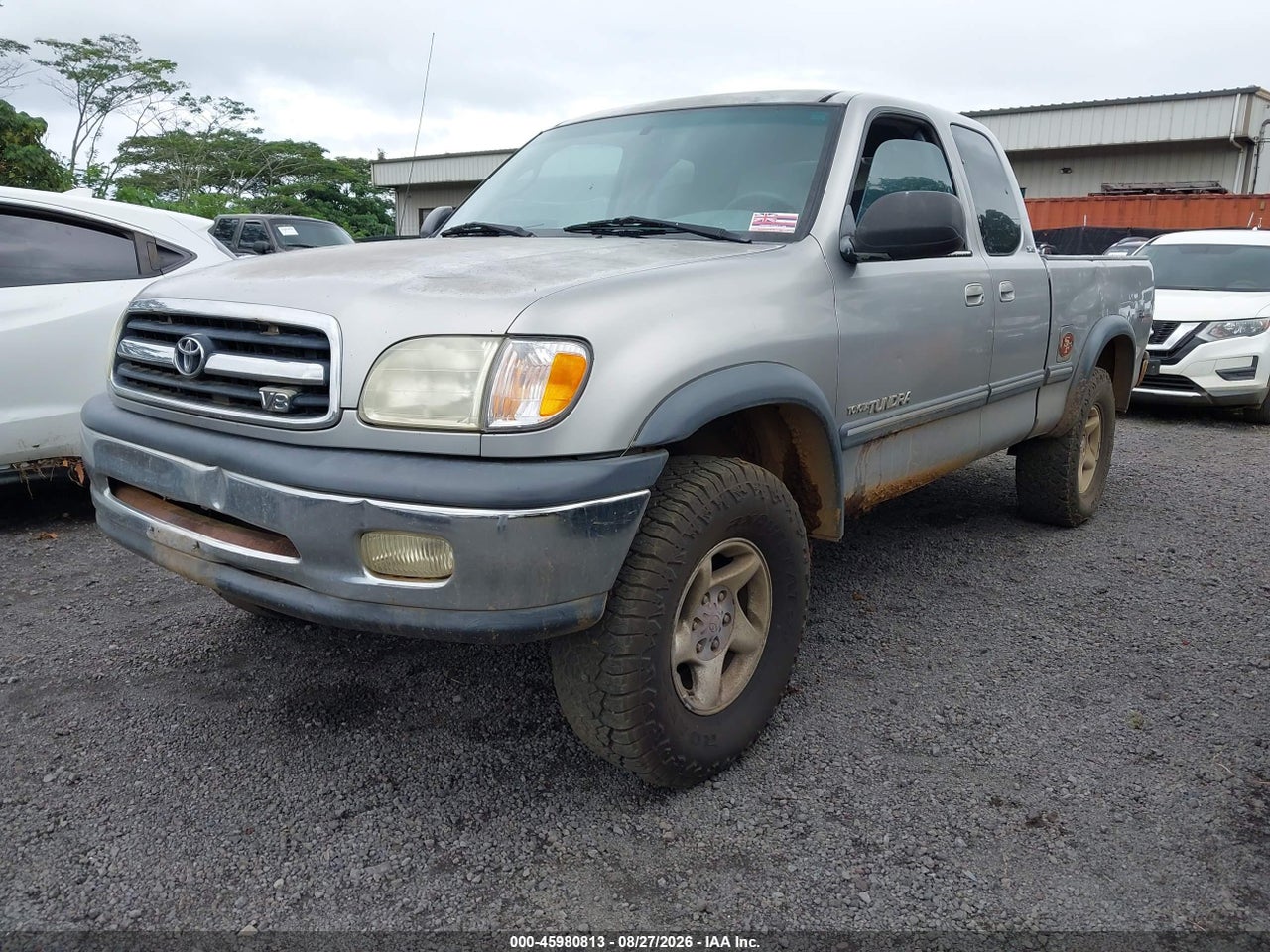 2001 TOYOTA TUNDRA SR5 V8 · 2/11