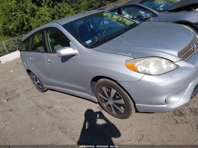 2T1KR32E25C****** · 2005 TOYOTA MATRIX XR