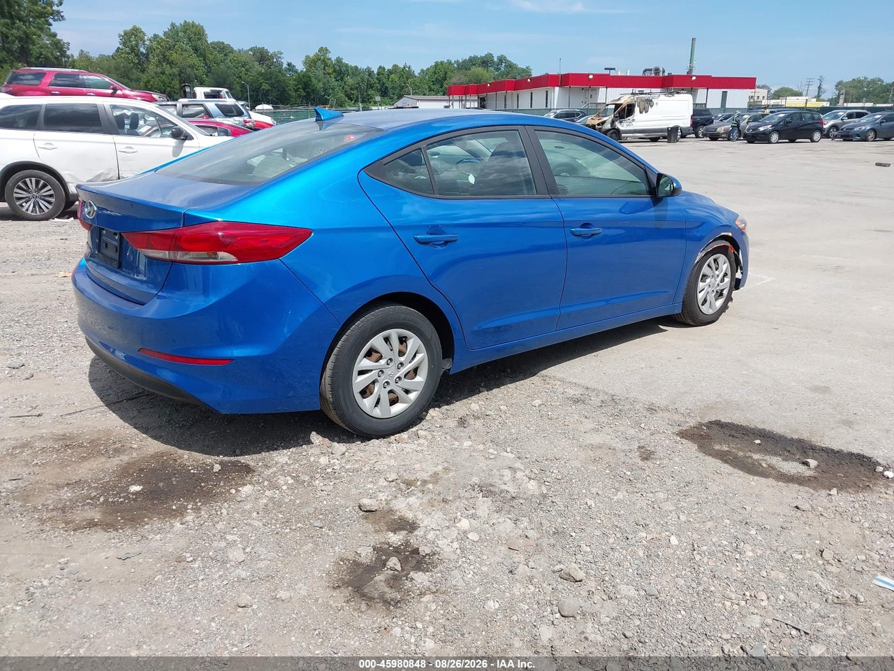 2018 HYUNDAI ELANTRA SE · 4/11