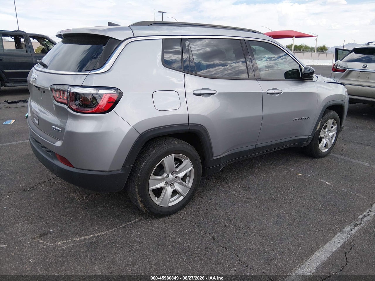 2022 JEEP COMPASS LATITUDE FWD · 4/11