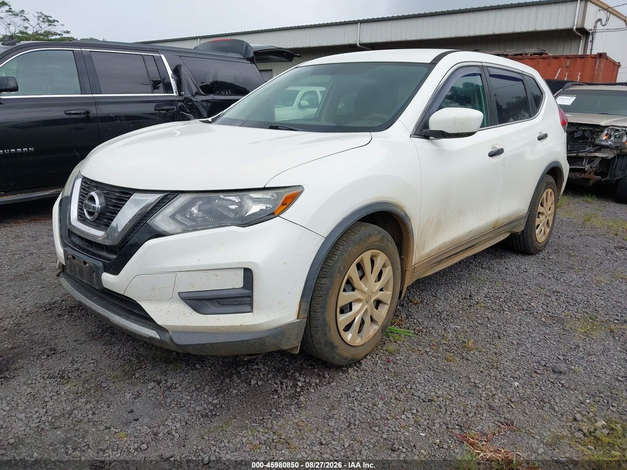 2017 NISSAN ROGUE S · 2/11