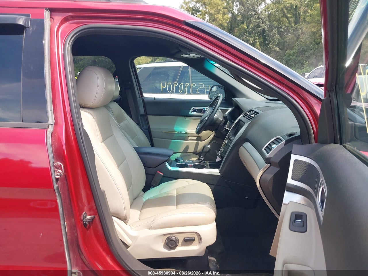 2015 FORD EXPLORER XLT · 5/11