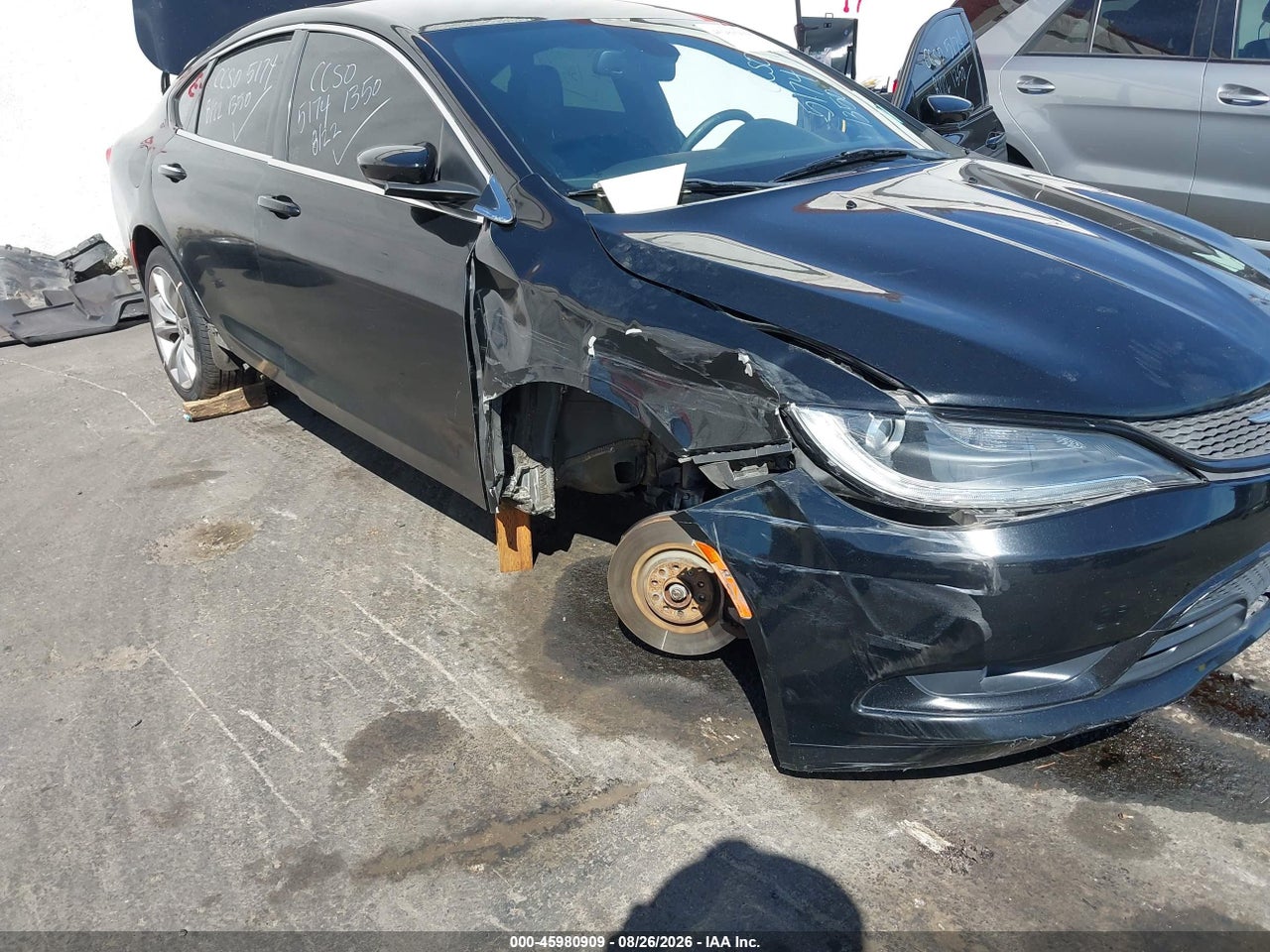 2015 CHRYSLER 200 S · 6/11