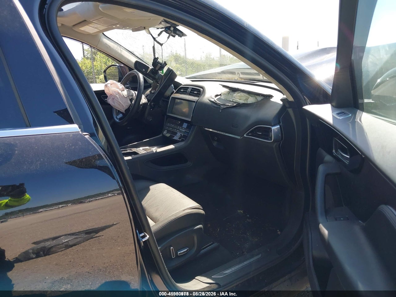 2019 JAGUAR F-PACE 25T PREMIUM · 5/10