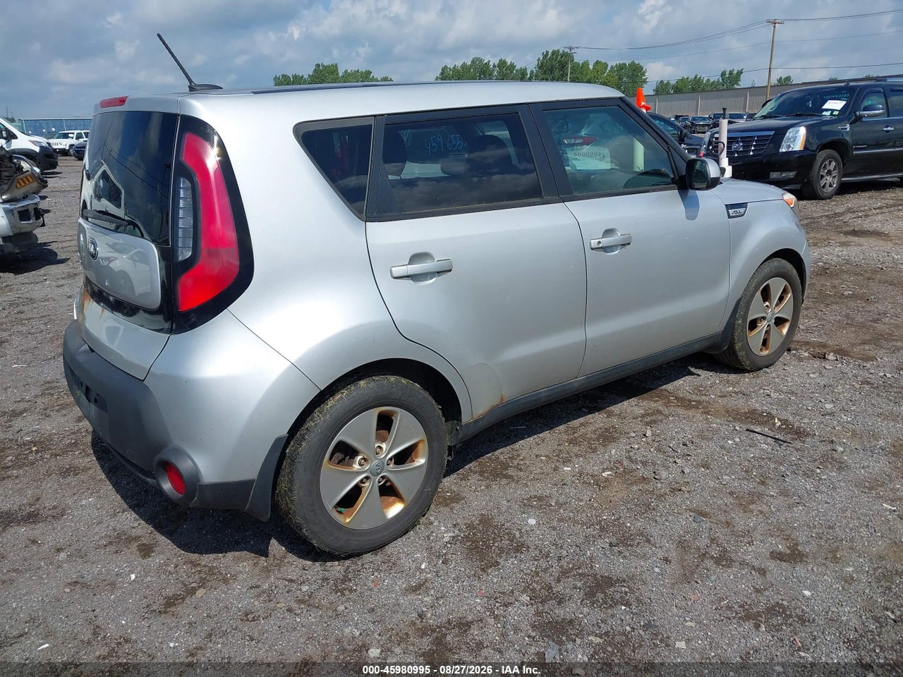 2016 KIA SOUL   · 4/11