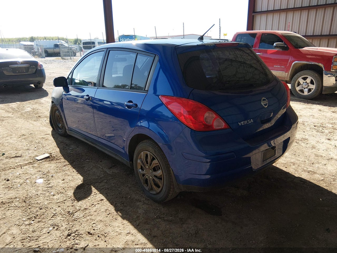 2012 NISSAN VERSA 1.8 S · 3/11