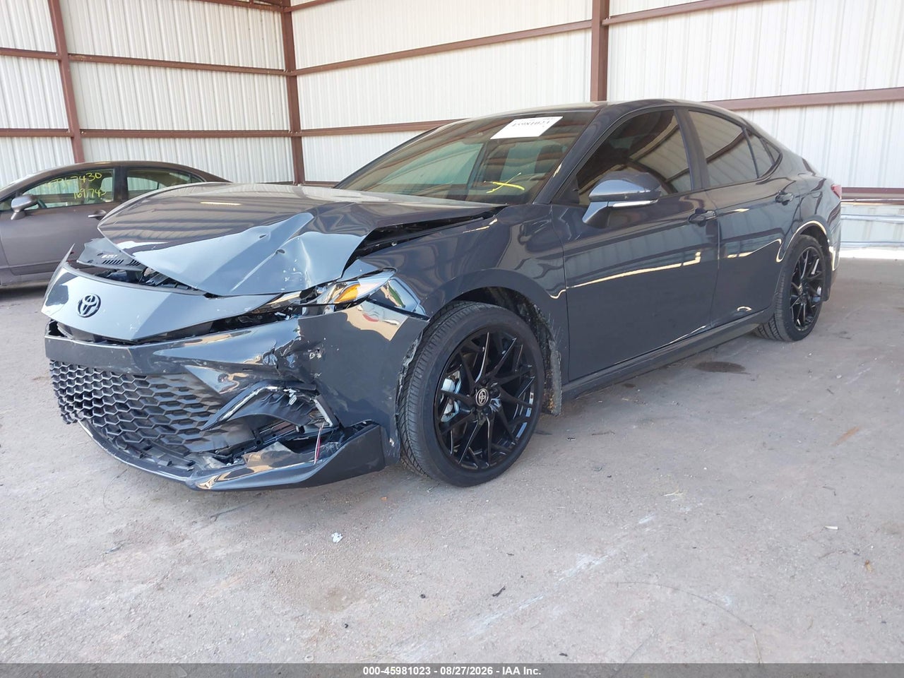 2026 TOYOTA CAMRY SE · 2/11