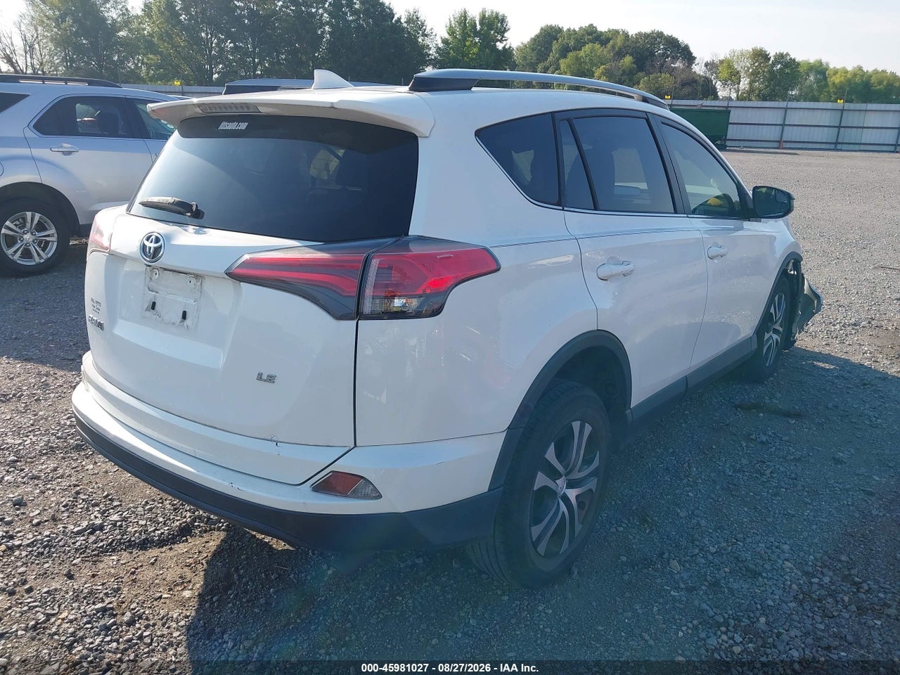 2017 TOYOTA RAV4 LE · 4/11