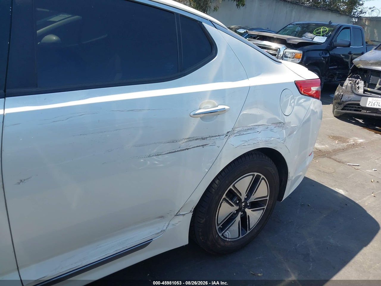 2013 KIA OPTIMA HYBRID LX · 6/11