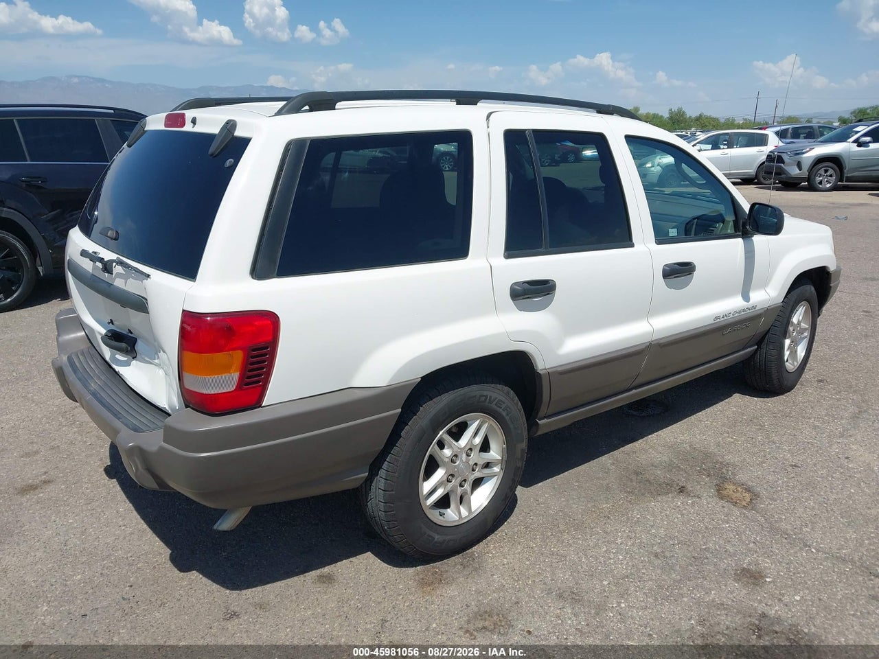 2003 JEEP GRAND CHEROKEE LAREDO · 4/11