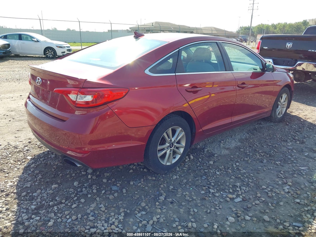 2016 HYUNDAI SONATA SE · 4/11