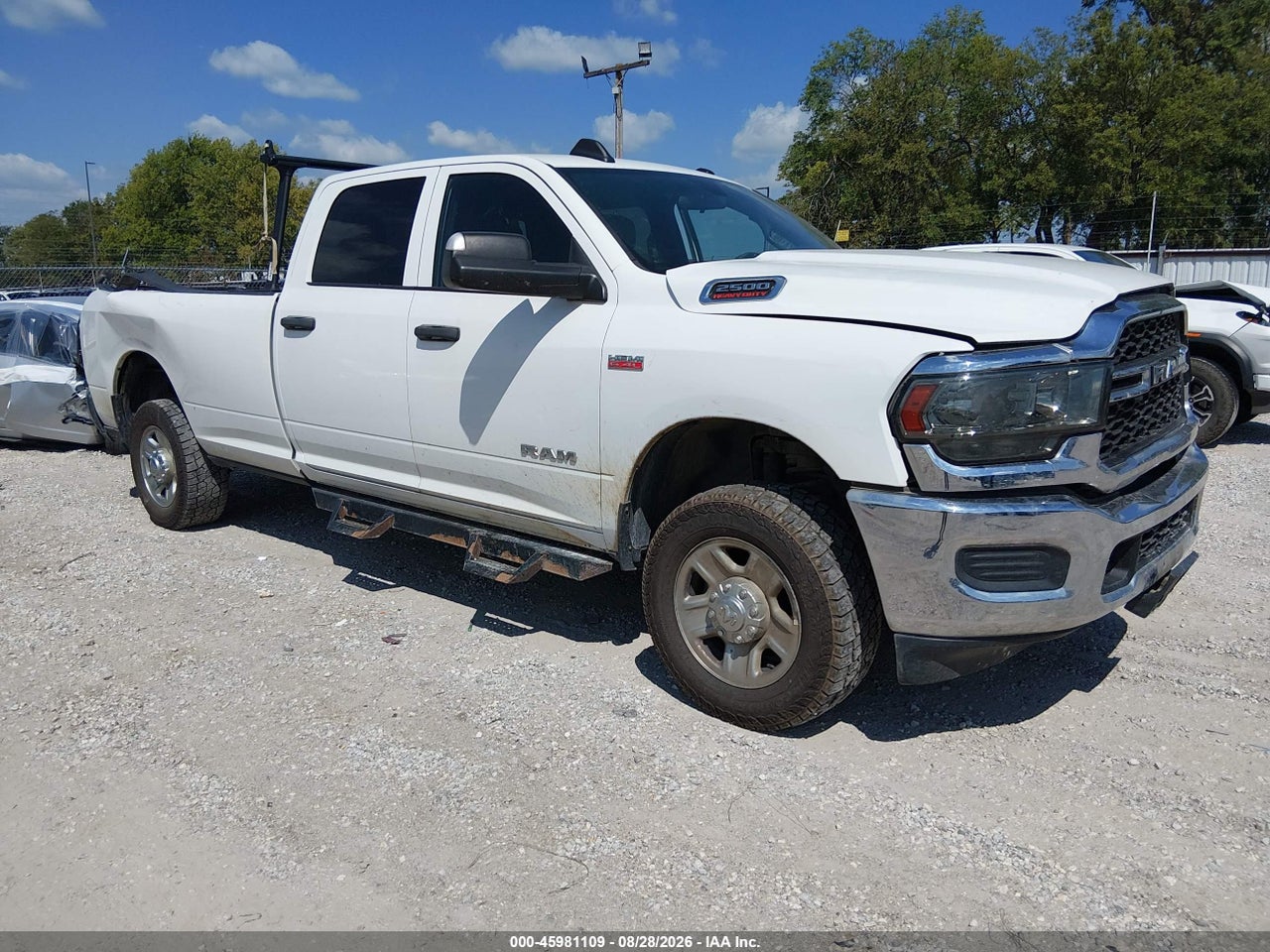 3C6UR5HJ4MG****** · 2021 RAM 2500 TRADESMAN  4X4 8' BOX