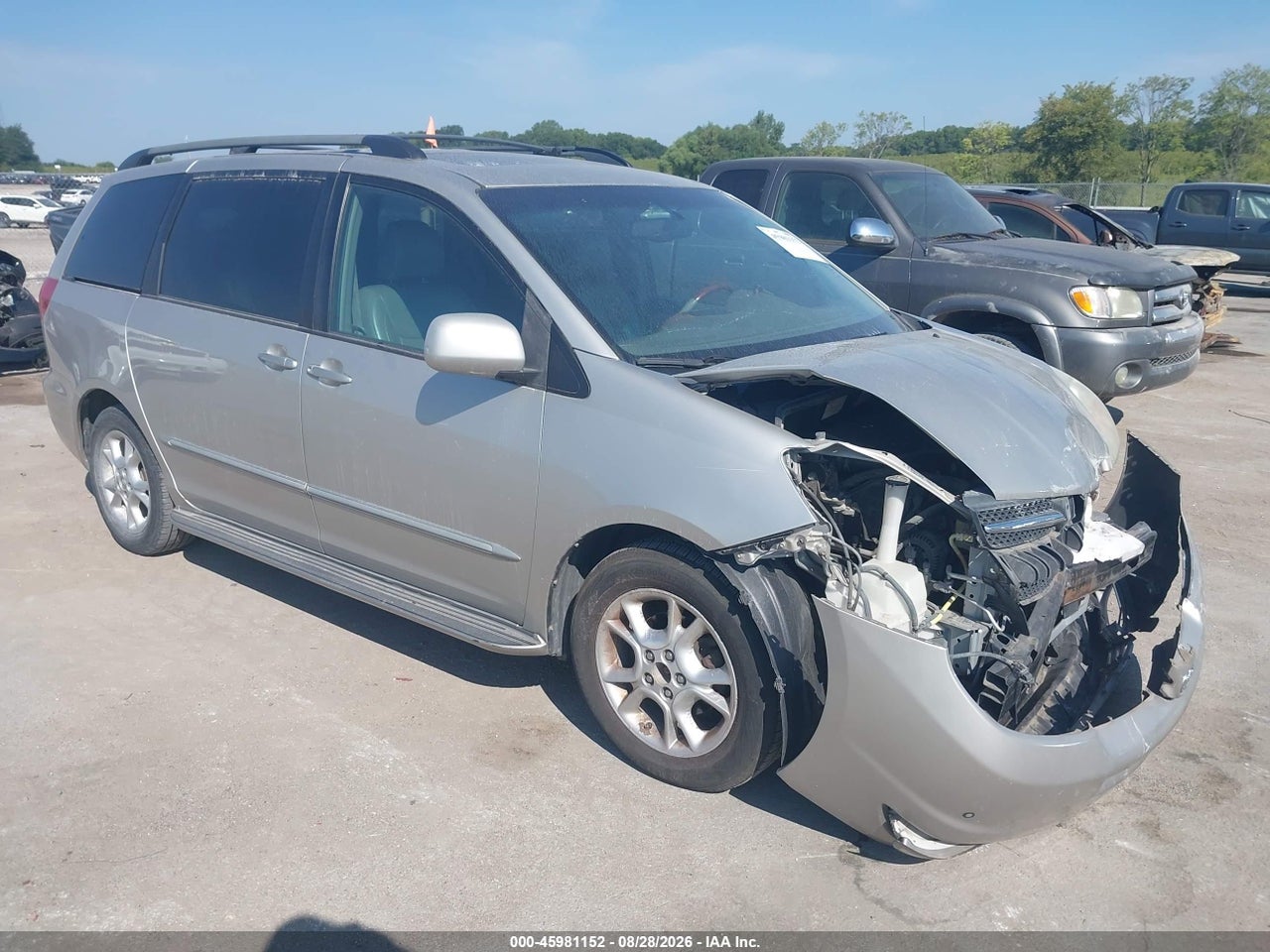 2004 TOYOTA SIENNA XLE LIMITED