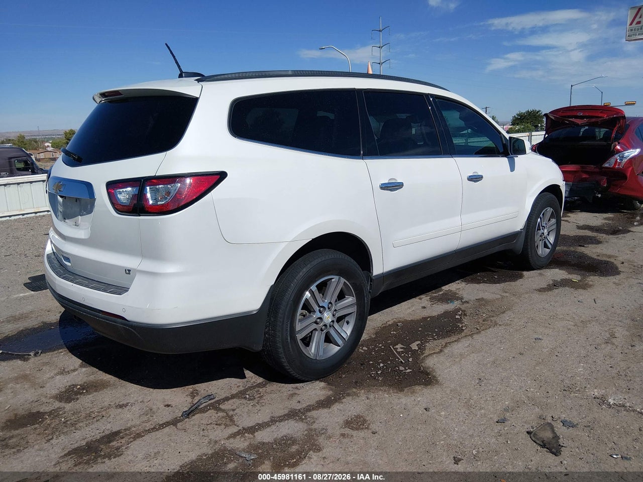 2017 CHEVROLET TRAVERSE 2LT · 4/11