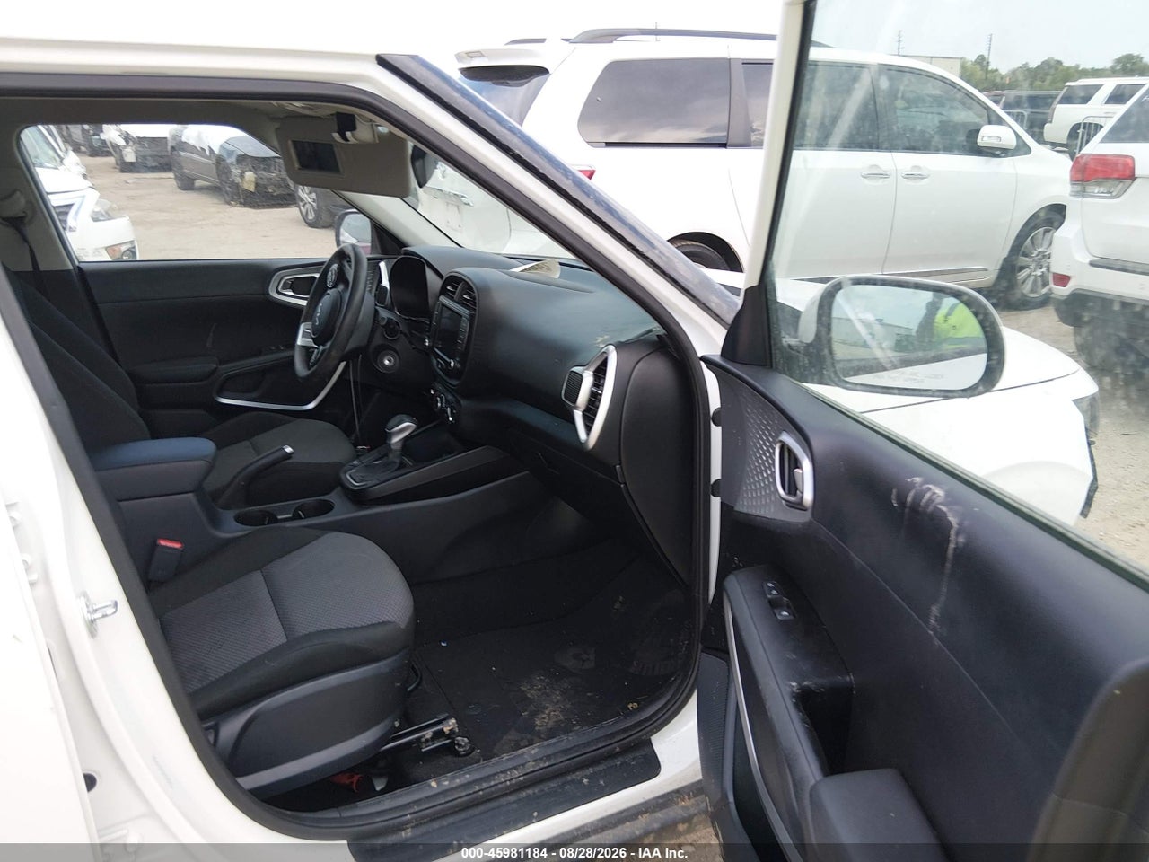 2024 KIA SOUL LX · 5/11