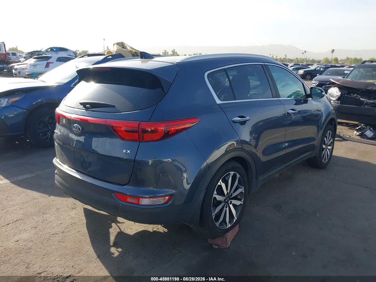 2017 KIA SPORTAGE EX · 4/11