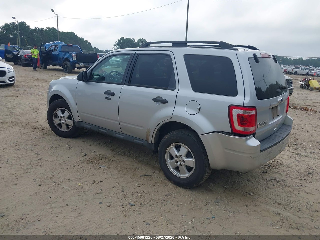 2012 FORD ESCAPE XLT · 3/11