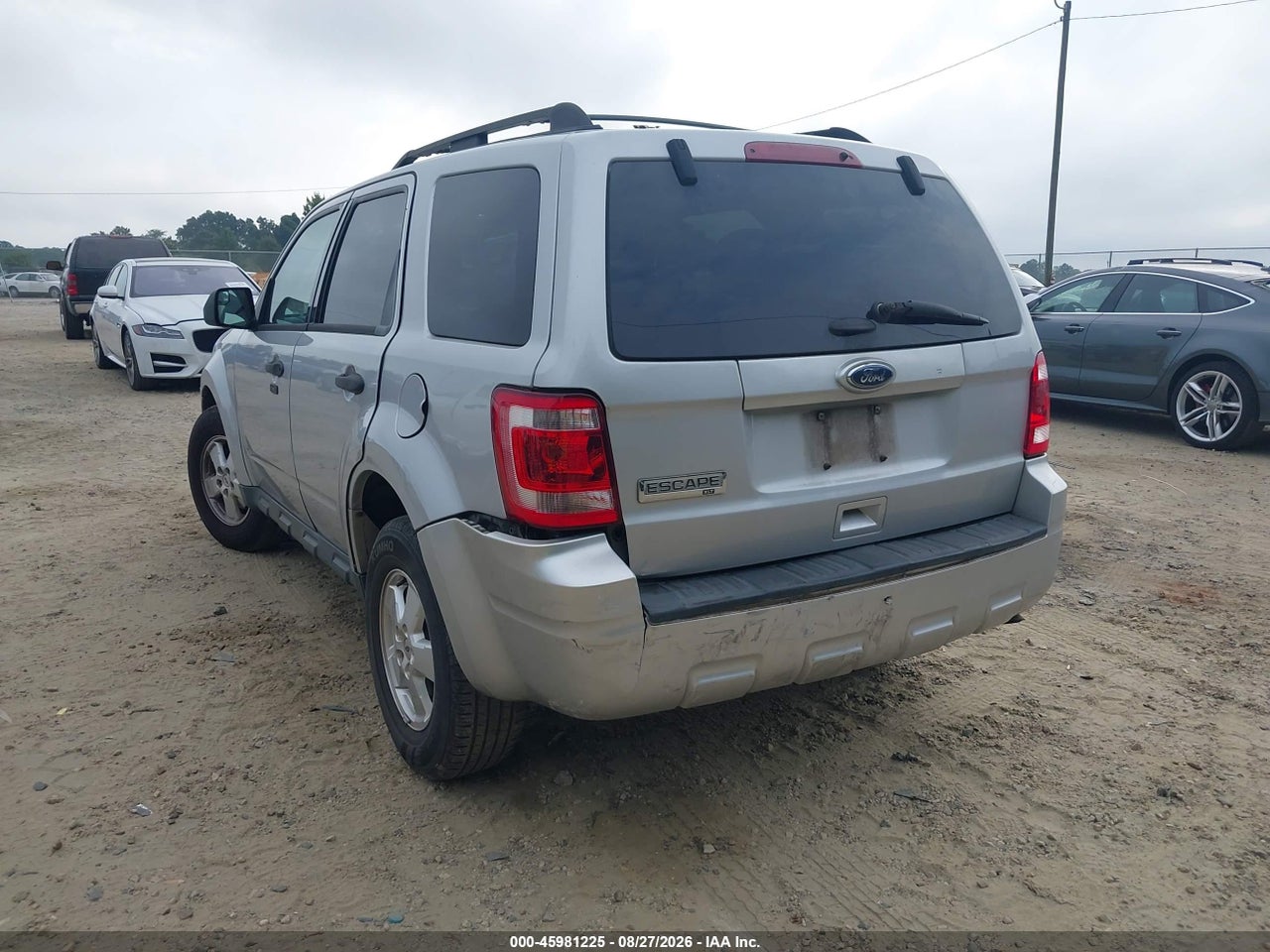 2012 FORD ESCAPE XLT · 6/11