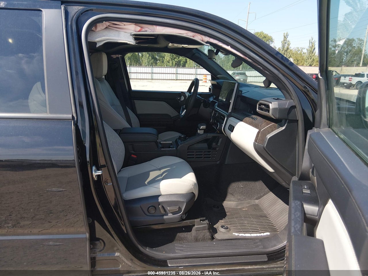 2024 TOYOTA TACOMA LIMITED · 5/11
