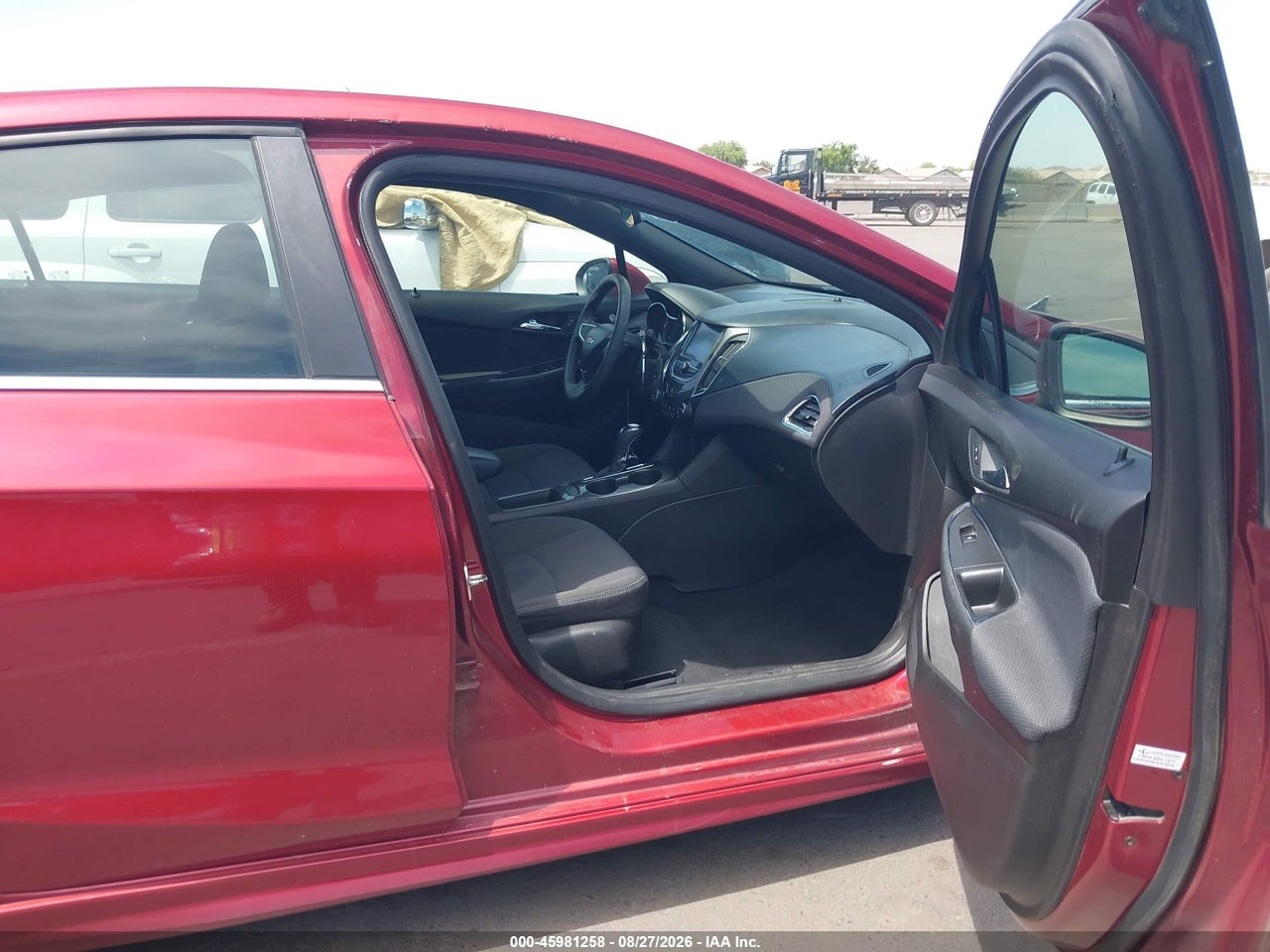 2018 CHEVROLET CRUZE LT AUTO · 5/11