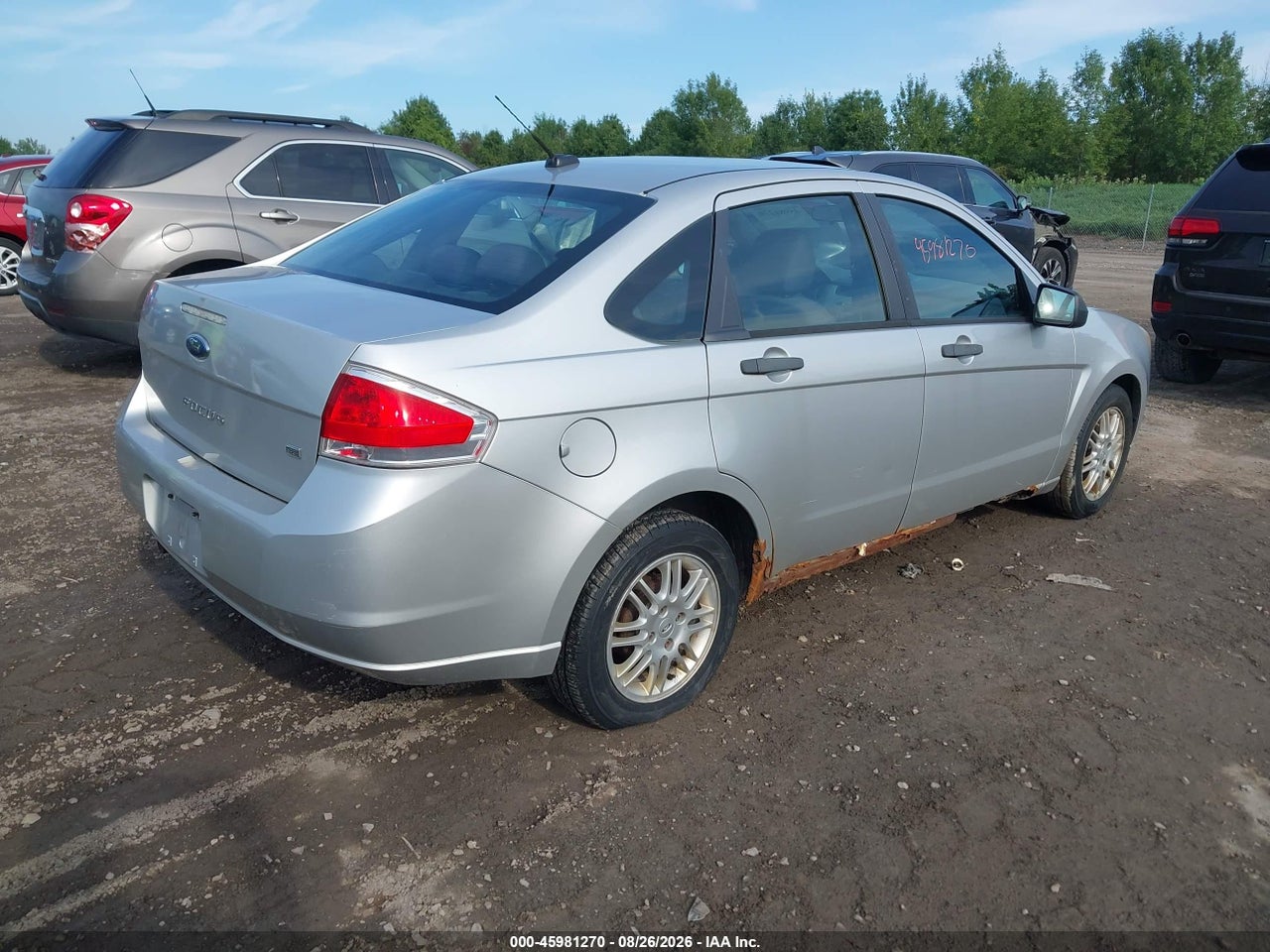 2011 FORD FOCUS SE · 4/11