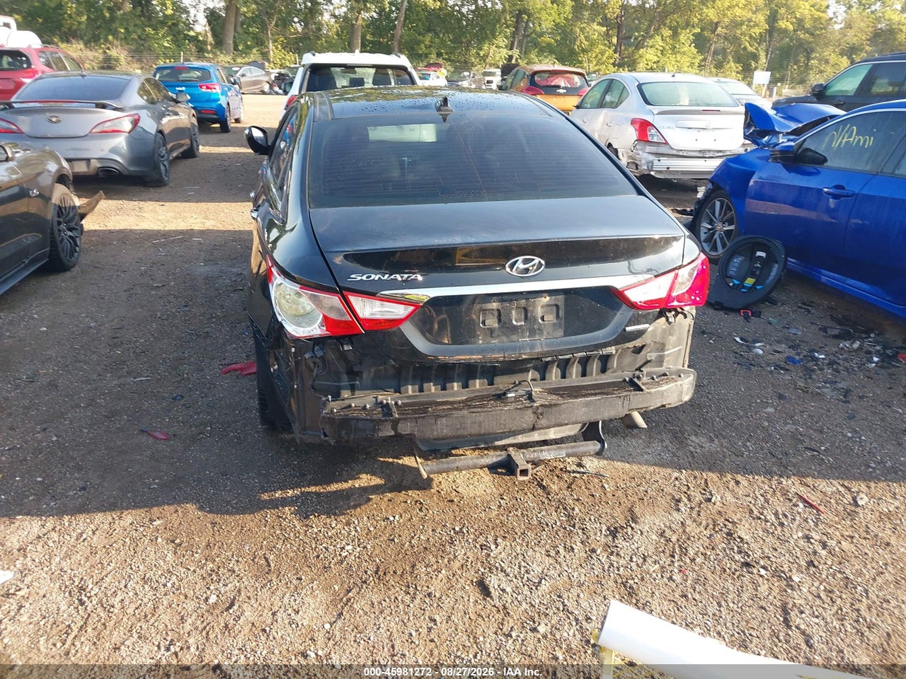 2013 HYUNDAI SONATA LIMITED · 6/11