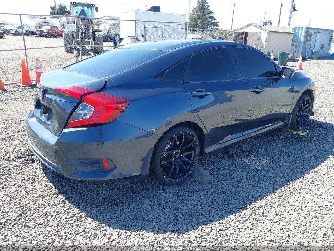 2019 HONDA CIVIC LX · 4/10