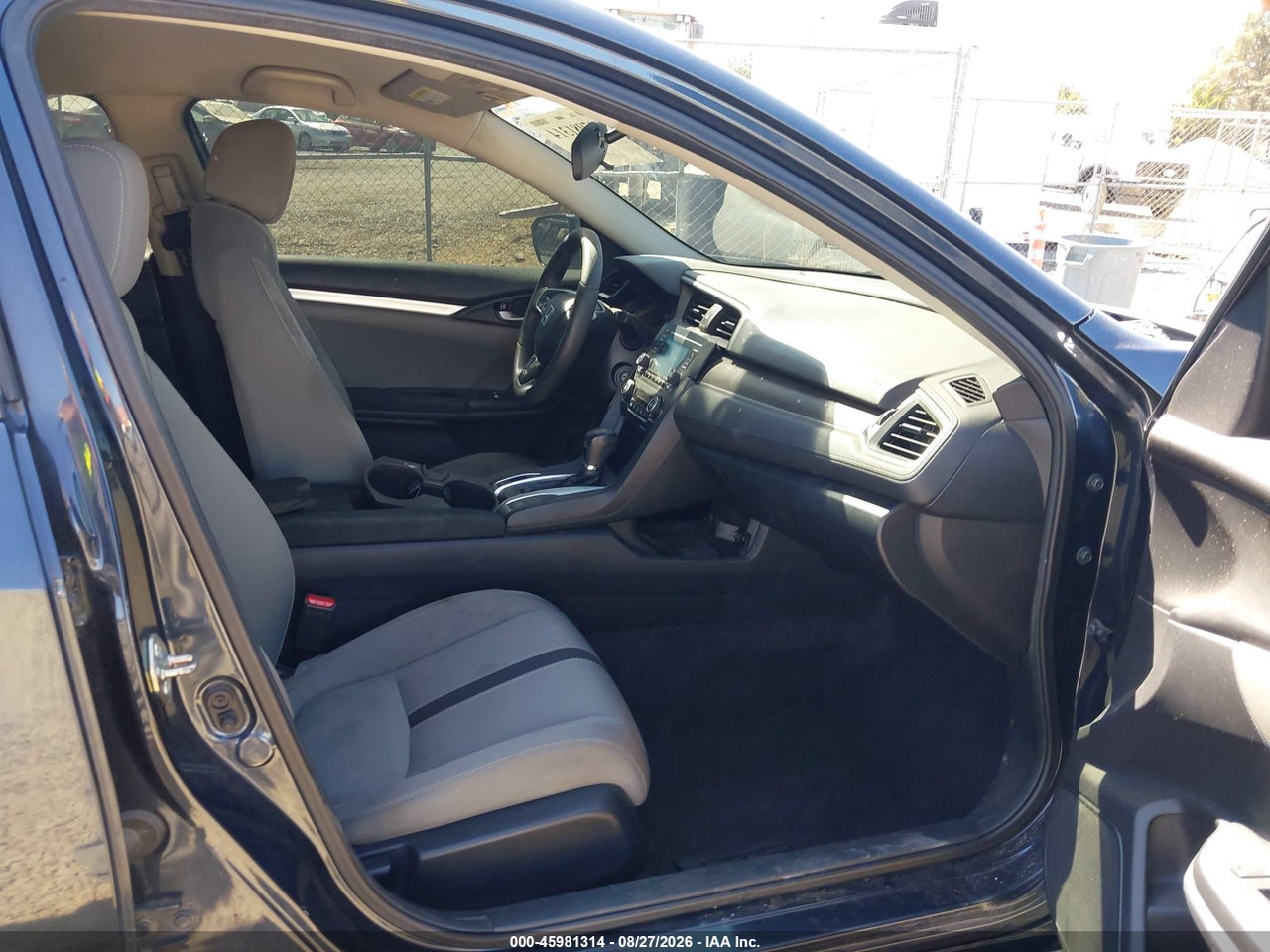 2019 HONDA CIVIC LX · 5/10