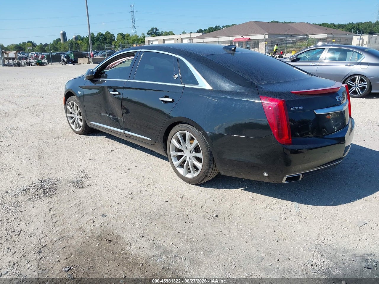 2017 CADILLAC XTS LUXURY · 3/10