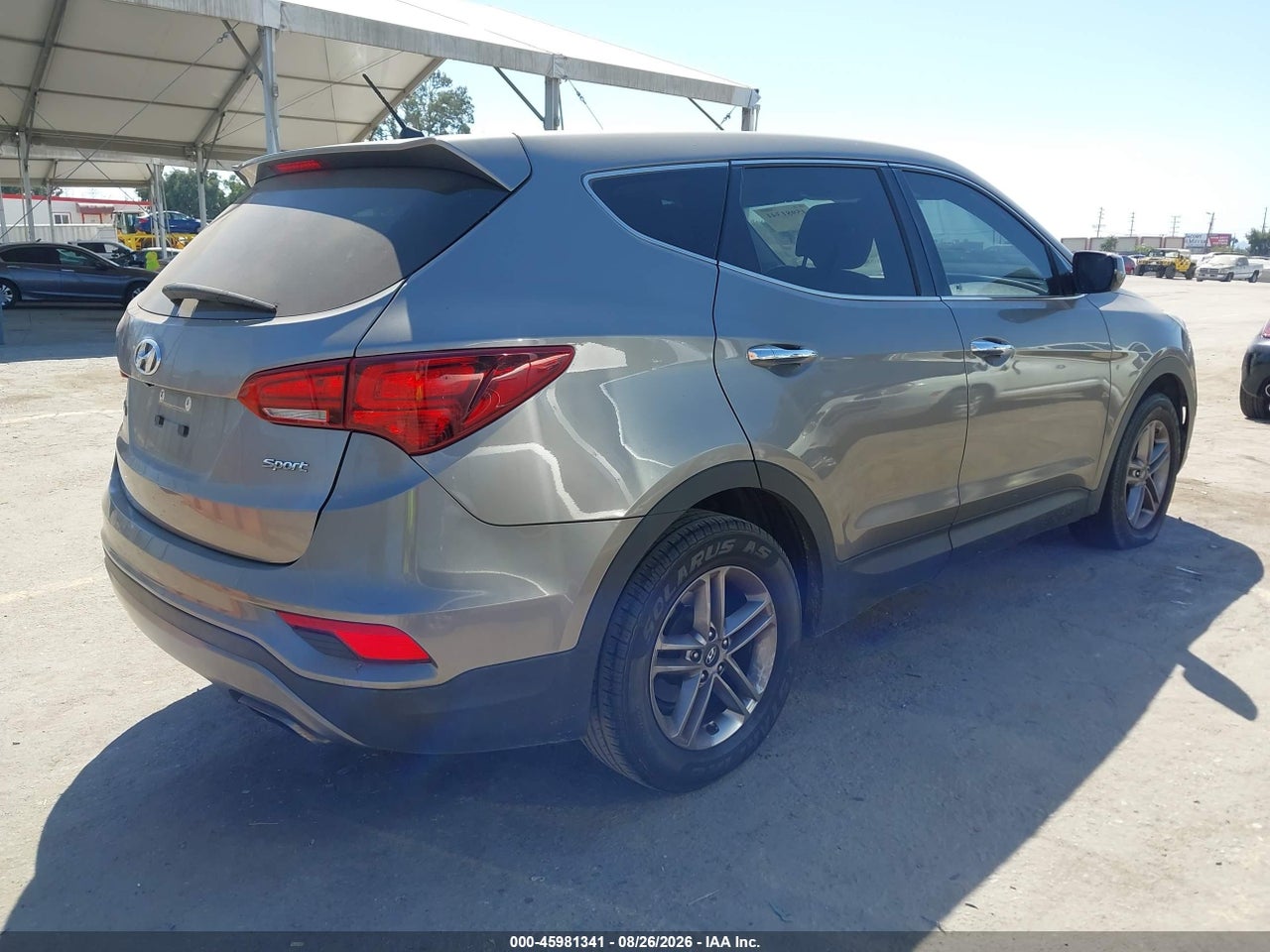 2018 HYUNDAI SANTA FE SPORT 2.4L · 4/11