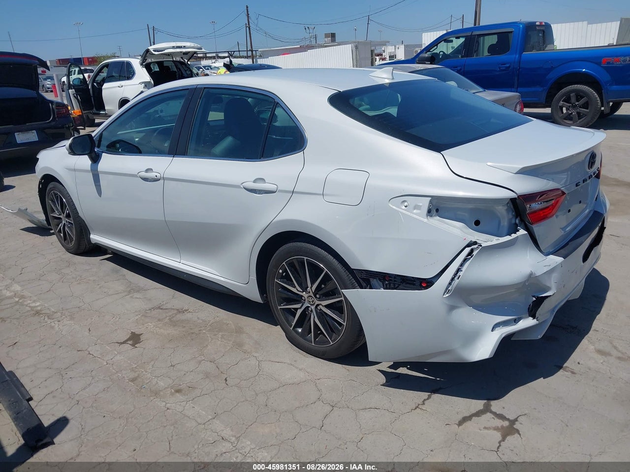 2024 TOYOTA CAMRY SE · 3/11