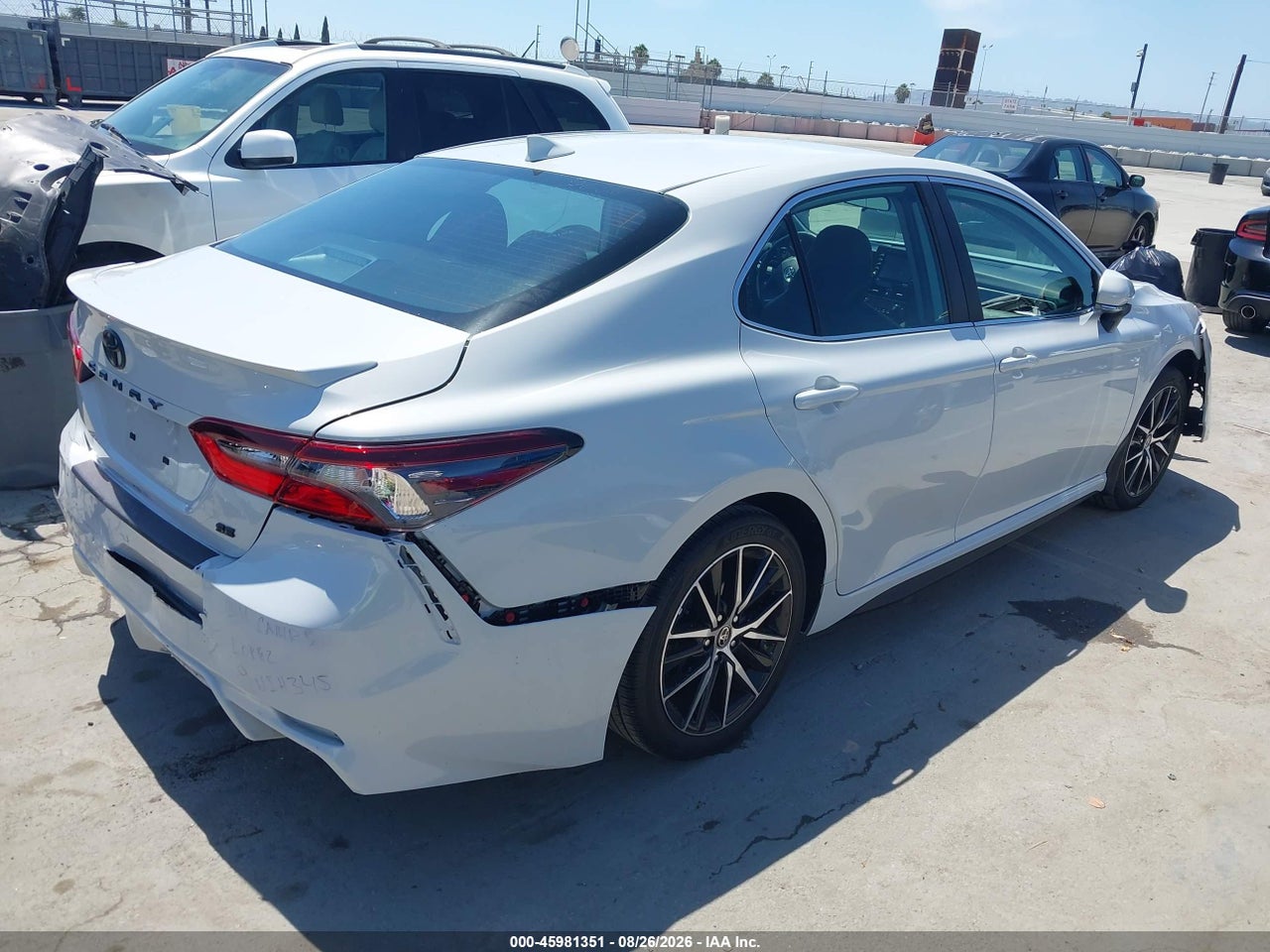 2024 TOYOTA CAMRY SE · 4/11