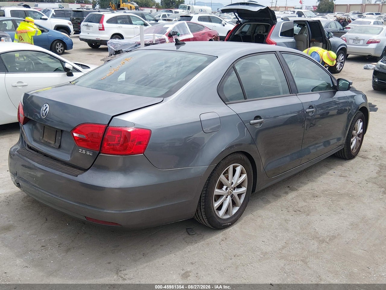 2012 VOLKSWAGEN JETTA 2.5L SE · 4/11