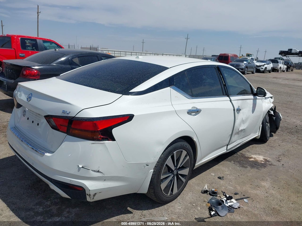 2019 NISSAN ALTIMA 2.5 SV · 4/10