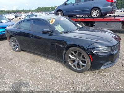 2015 DODGE CHARGER SXT