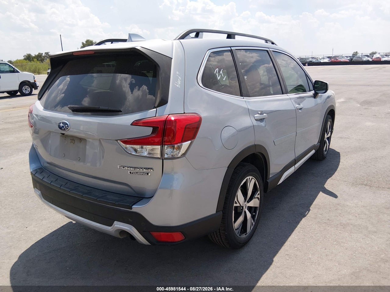 2020 SUBARU FORESTER TOURING · 4/11