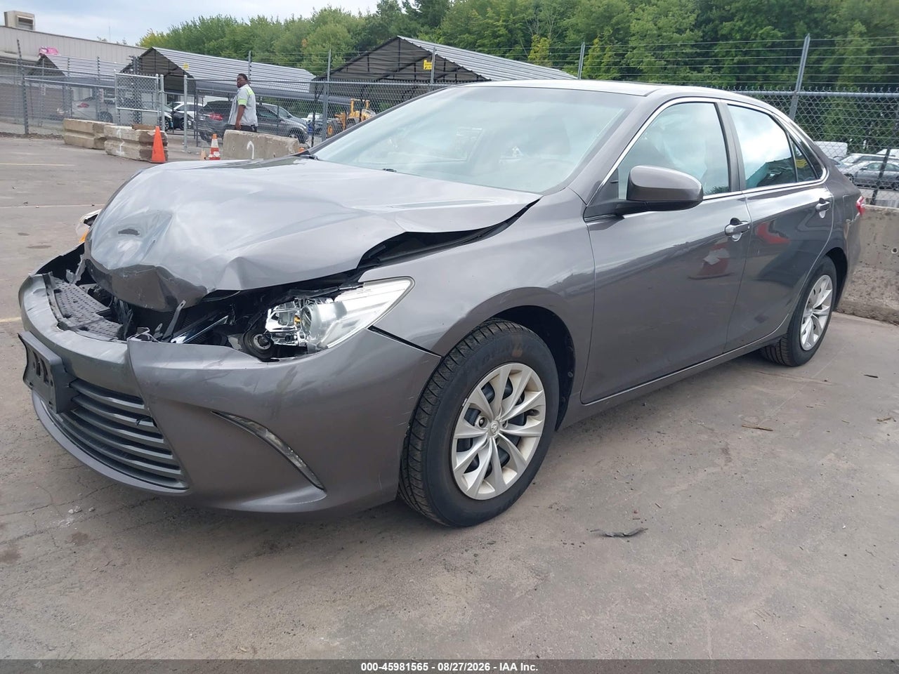 2017 TOYOTA CAMRY LE · 2/11