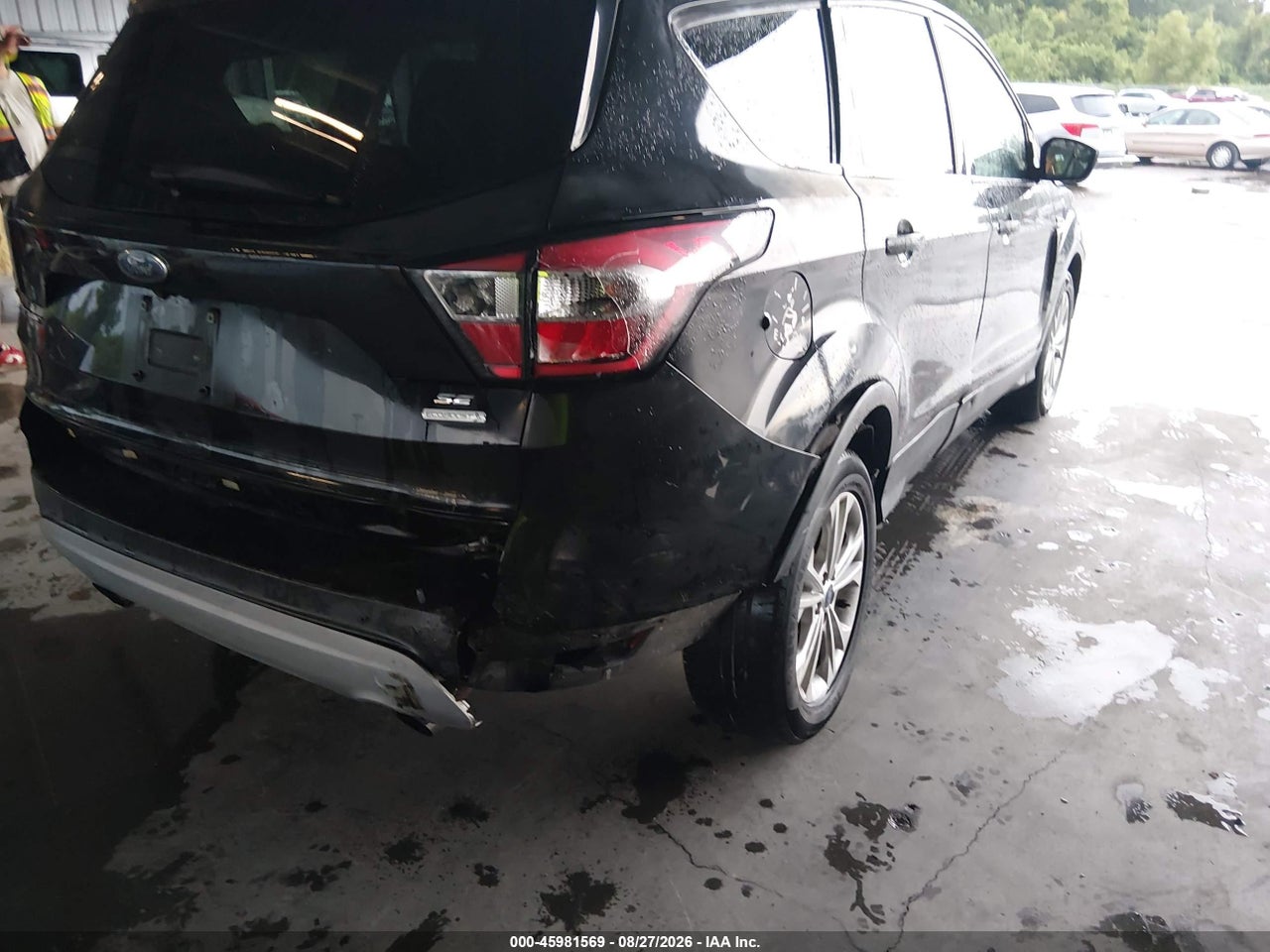 2017 FORD ESCAPE SE · 6/11