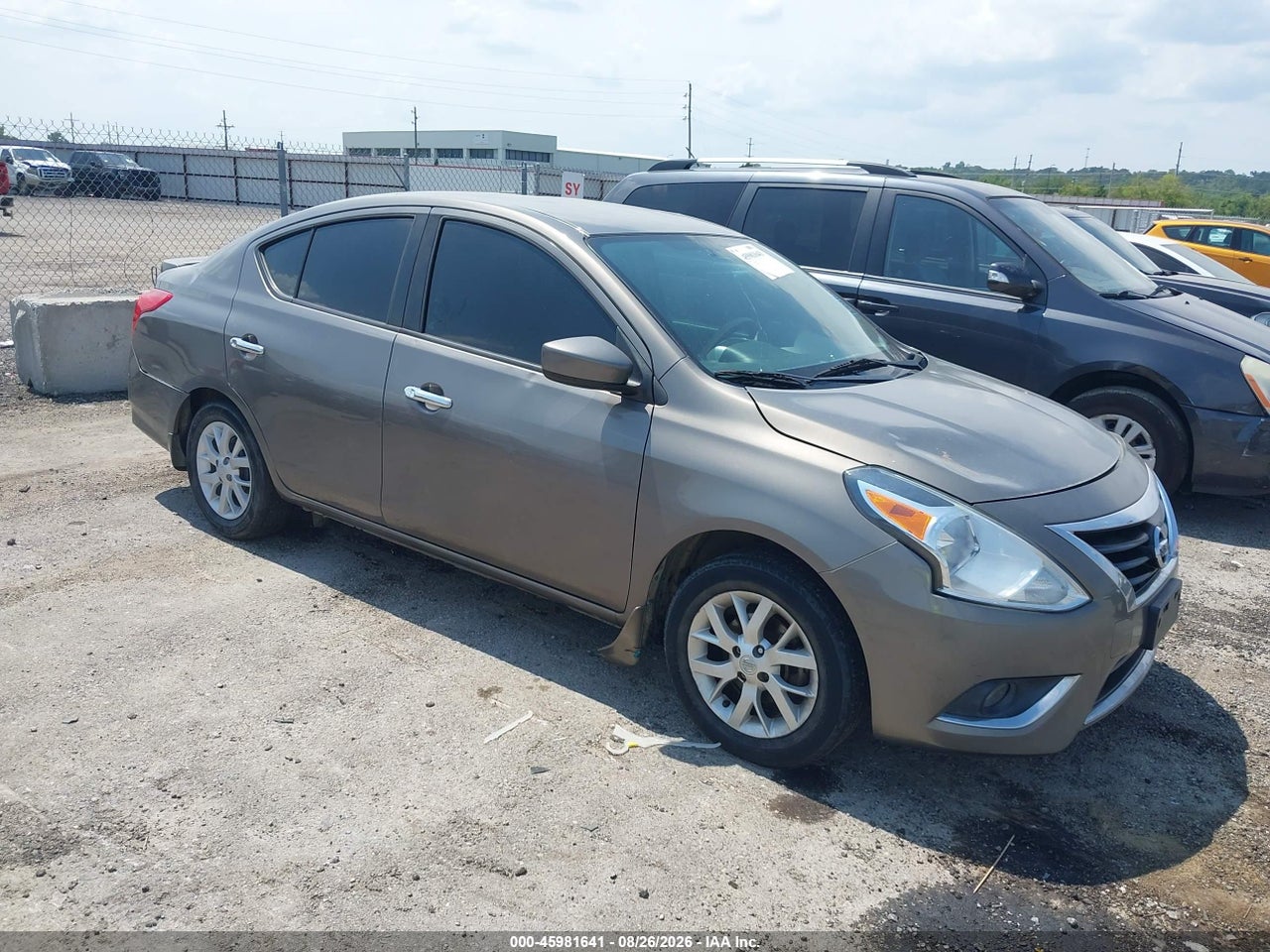 3N1CN7AP0HL****** · 2017 NISSAN VERSA 1.6 SV